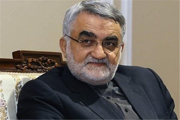 بروجردی: اولویت مجلس حل مشکلات اقتصادی ناشی از کرونا باشد