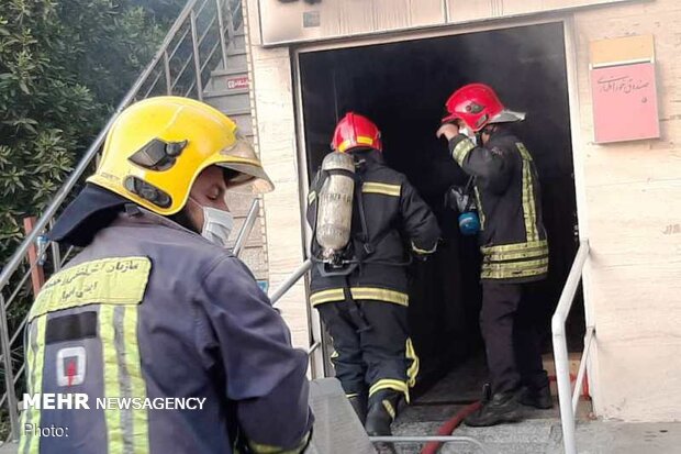 بیمارستان قرنطینه بیماران کرونا در اهواز آتش گرفت