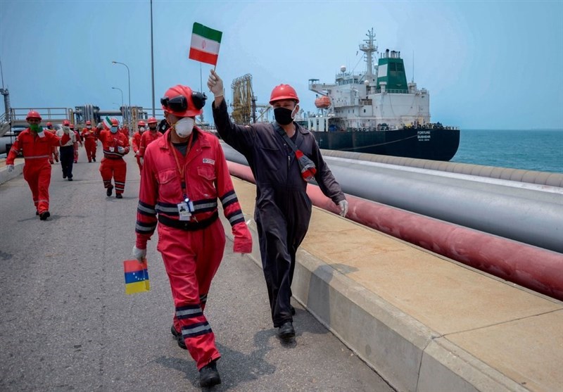 نیویورک تایمز: ونزوئلا ورود نفتکش‌های ایران را جشن گرفت
