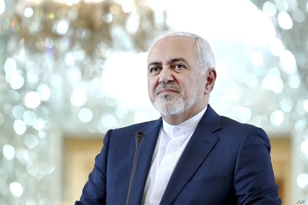 ظریف: تمدید توافق ۲۰ ساله ایران و روسیه در دستور کار قرار دارد