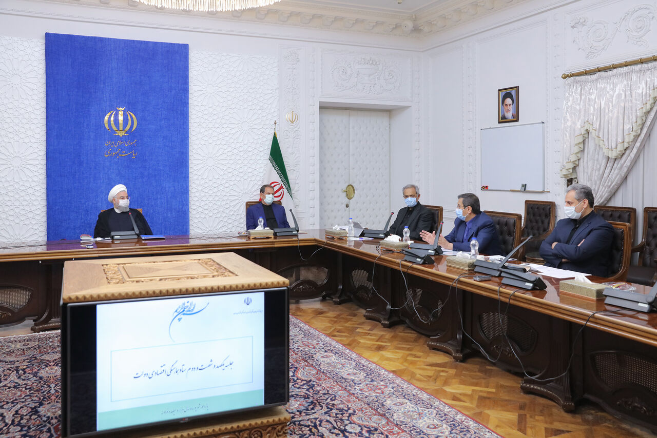 روحانی: اجازه نمی‌دهیم تکانه‌های اقتصادی توسعه کشور را تحت تأثیر قرار دهد