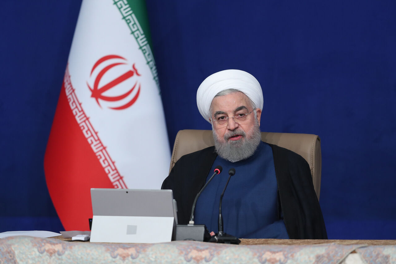 روحانی: آمریکا بخواهد قلدری کند با پاسخ قاطع ایران مواجه می‌شود