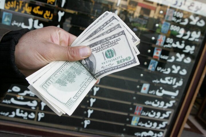 قیمت دلار آمریکا ۱۵ مهرماه به ۲۸۵۰۰ تومان رسید