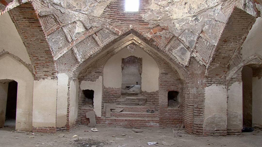 حمام تاریخی خواجه نصیر مراغه را بی‌توجهی تخریب می‌کند