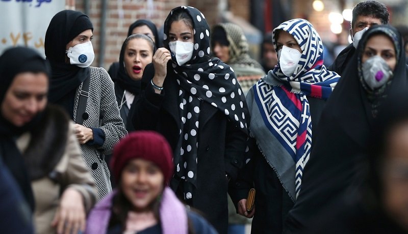 خروج ۲۴۲ هزار زن از بازار کار/ چرا در اقتصاد ایران زنان قید کار را زدند؟