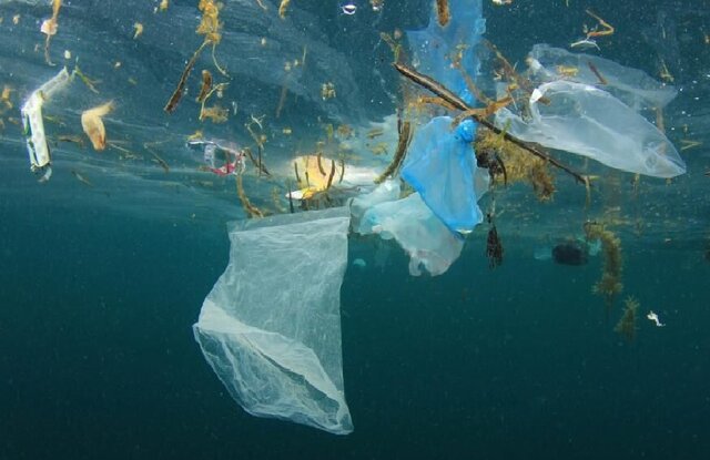 زباله‌های تجدیدناپذیر تا کی در محیط زیست باقی می‌مانند؟