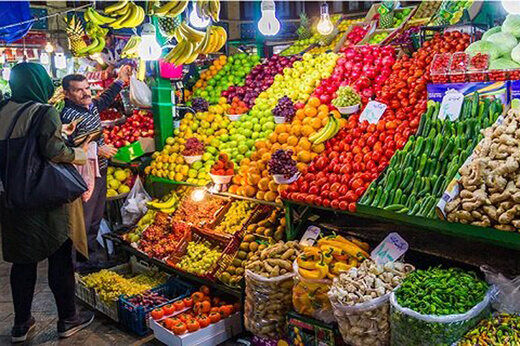 خرید میوه ۳۰ درصد کاهش یافت/ میوه‌های لاکچری قاچاقی وارد بازار می‌شود