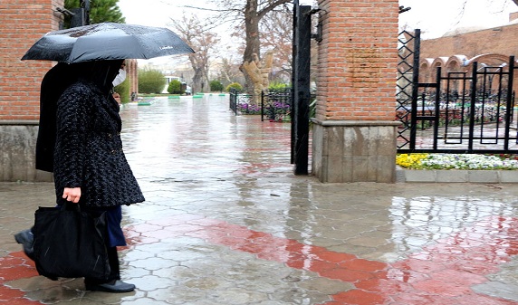 وزش باد گاهی تا نسبتاً شدید و رگبار باران تا اواسط هفته در آذربایجان‌شرقی