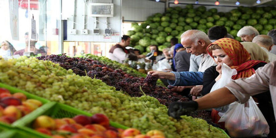 فروش میوه ۵۰ درصد کاهش یافت