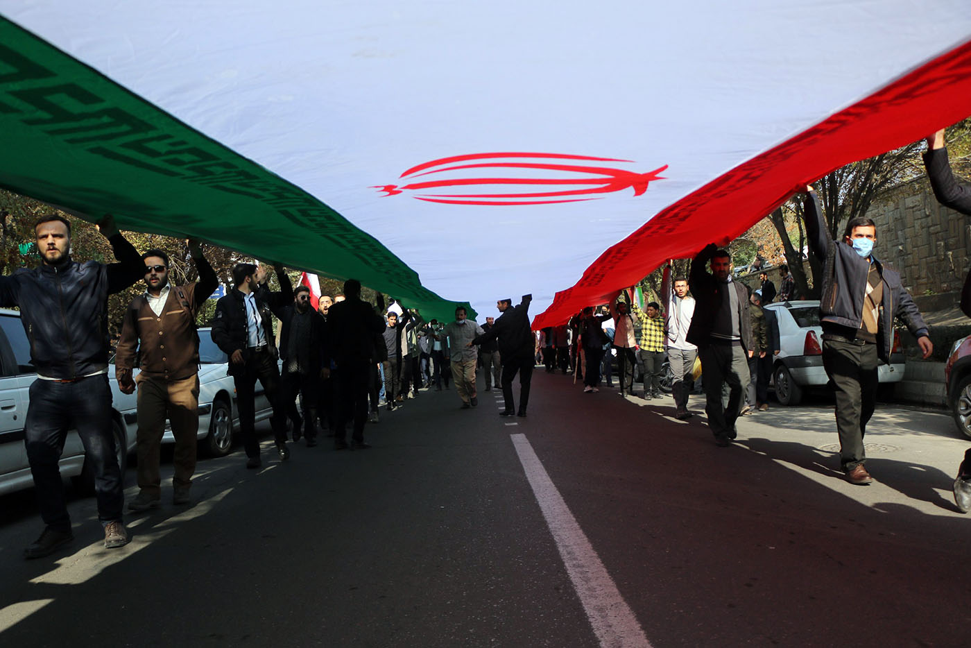 راهپیمایی دانشگاهیان تبریز در محکومیت اغتشاشات اخیر