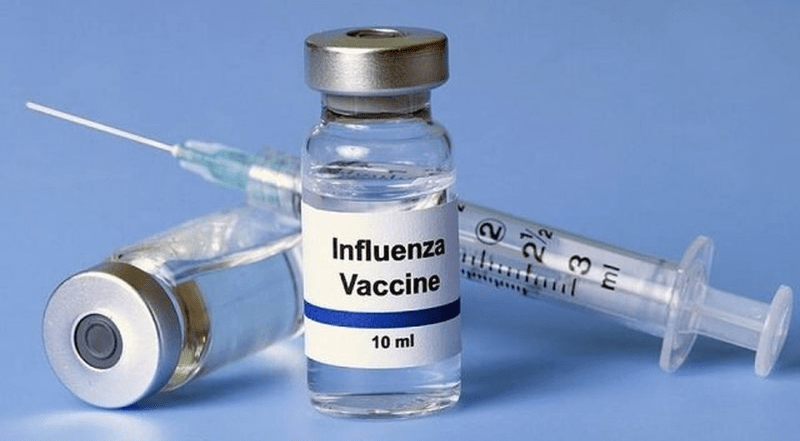 توصیه مهم به افراد بالای ۶۰ سال؛ حتما واکسن آنفلوآنزا تزریق کنید/ فوت ۱۶۰ بیمار در روزهای اخیر