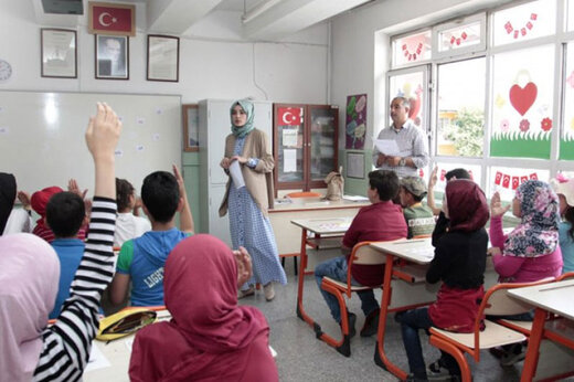 دانش‌آموزان ایرانی در ترکیه چه می‌کنند؟