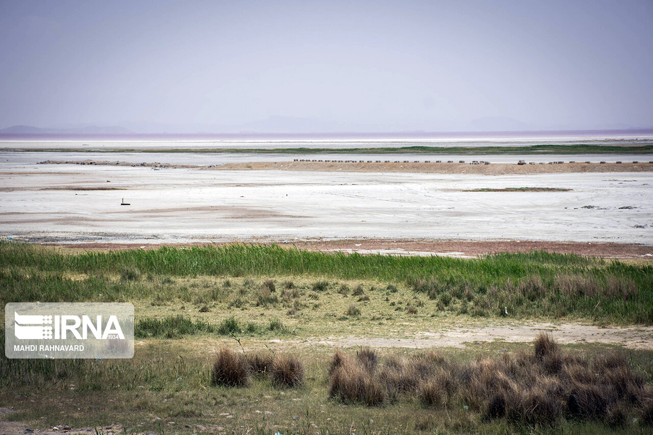تغییر الگوی کشت و معیشت مردم پیش نیاز احیای دریاچه ارومیه است