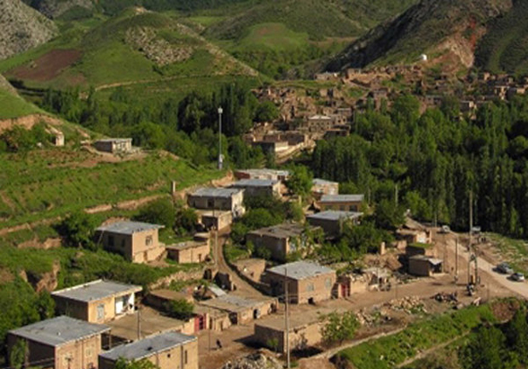 500 روستای آذربایجان‌شرقی خالی از سکنه/ روند پیشرفت پروژه‌های مسکن در استان بسیار کند است
