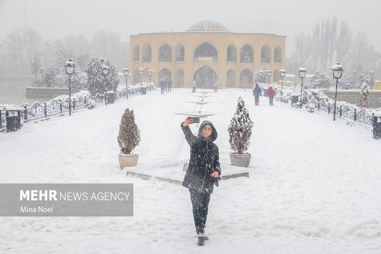 ورود سامانه‌ی بارشی جدید به آذربایجان‌شرقی/ بارش برف ادامه دارد