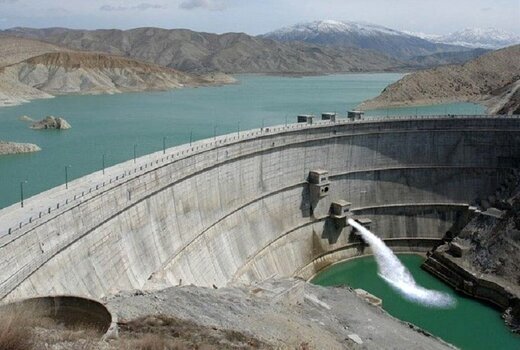 ۶۰ درصد سدهای آذربایجان شرقی آب ندارد