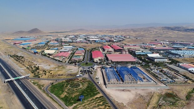 افتتاح ۹۱۸ میلیارد ریال پروژه شهرک‌های صنعتی در آذربایجان‌شرقی