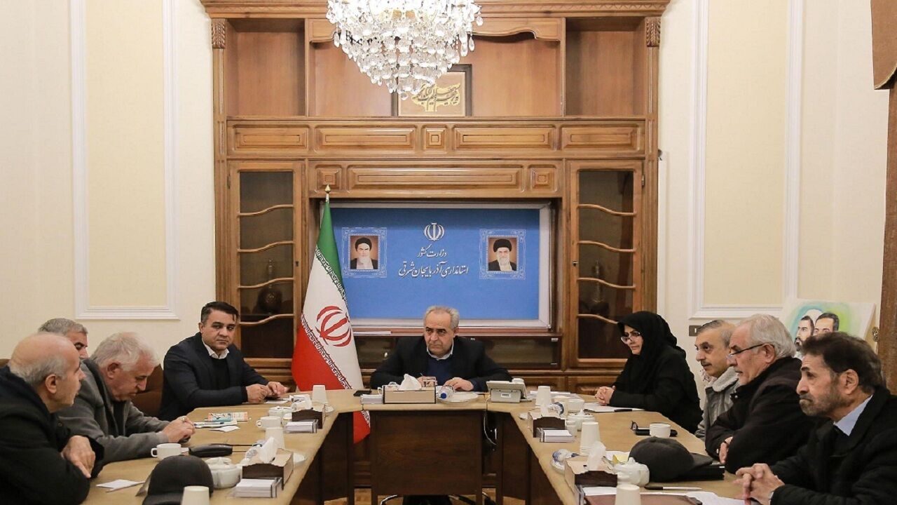 ظرفیت‌های قانونی بهره‌مندی از بازنشستگان باید فراهم شود
