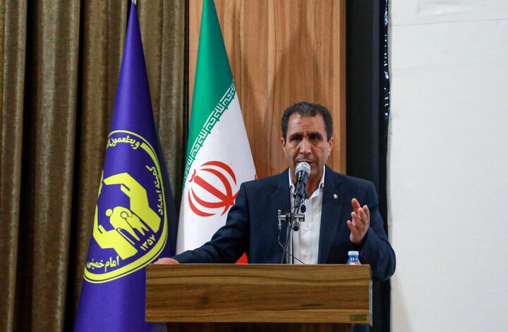 گره‌هایی که به دست کمیته امداد باز می‌شود، شایسته تقدیر است