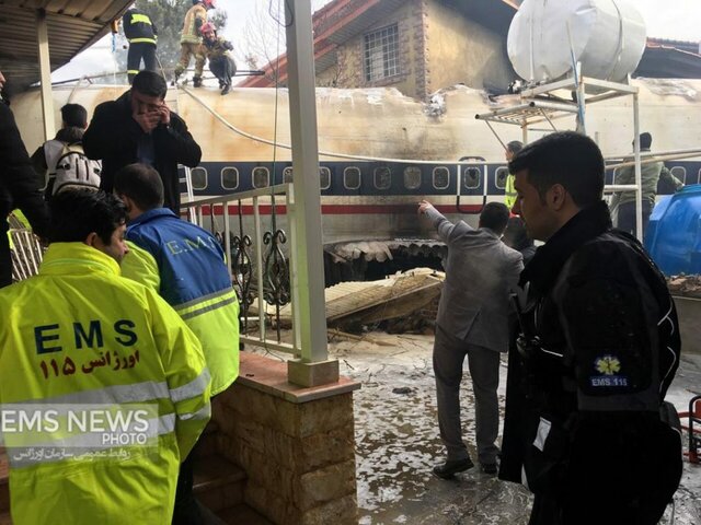 سقوط هواپیمای قرقیزستانی در شهرک مسکونی کرج