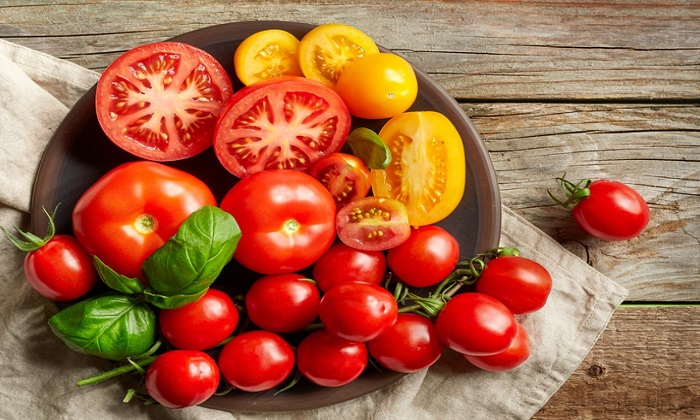 عوارض جانبی مصرف بیش از حد گوجه فرنگی