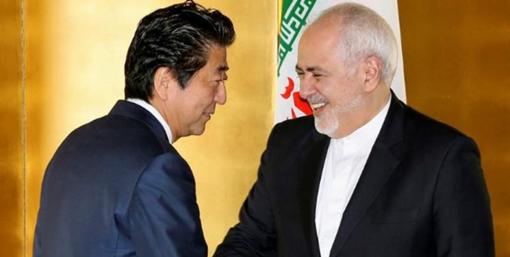 ظریف در دیدار با آبه: ایران به دنبال تنش نیست