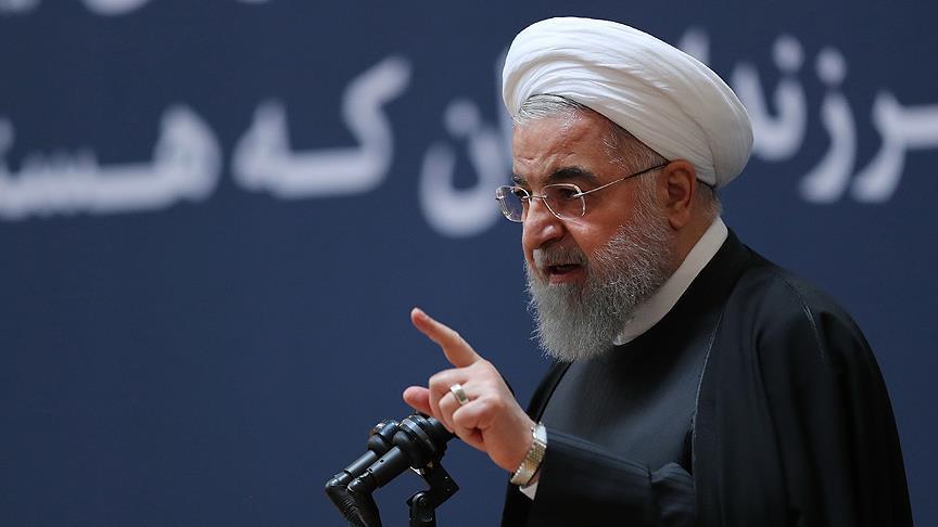 روحانی: انتقاد کنیم اما برچسب نزنیم