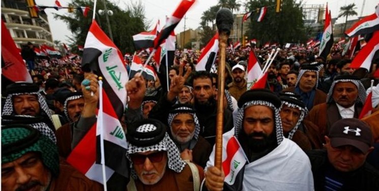 بی بی سی: جمعیت عظیمی علیه آمریکا به خیابانهای بغداد آمدند