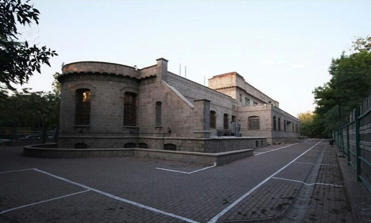 ساختمان شورای شهر به خانه هنر باغ گلستان منتقل می‌شود